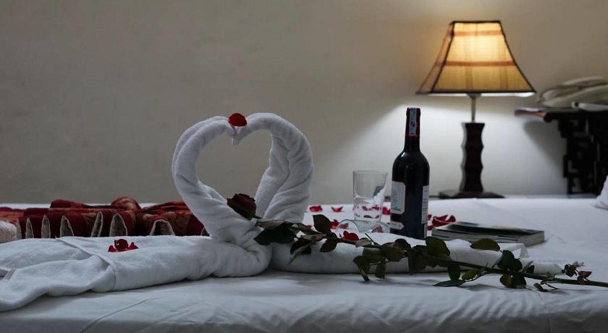 Hanoi Golden Moon Guest House & Travel מראה חיצוני תמונה