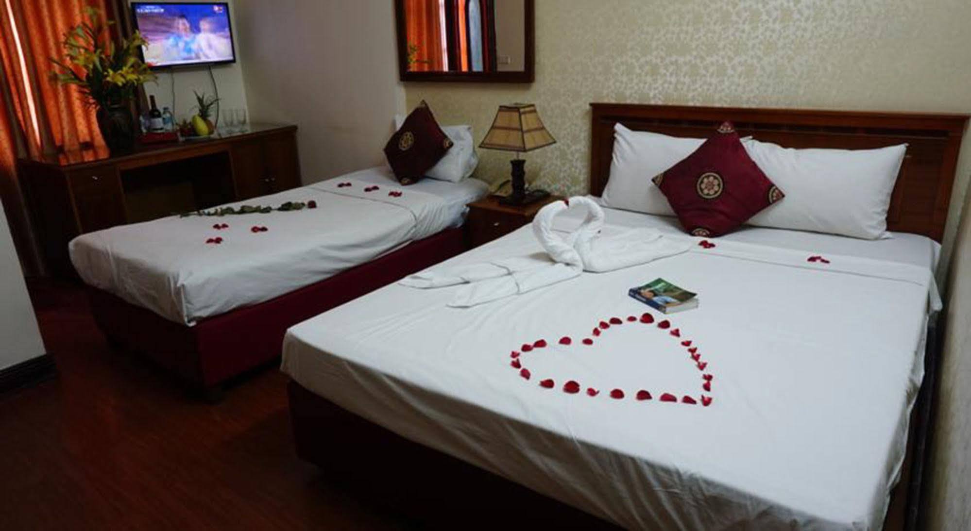 Hanoi Golden Moon Guest House & Travel מראה חיצוני תמונה